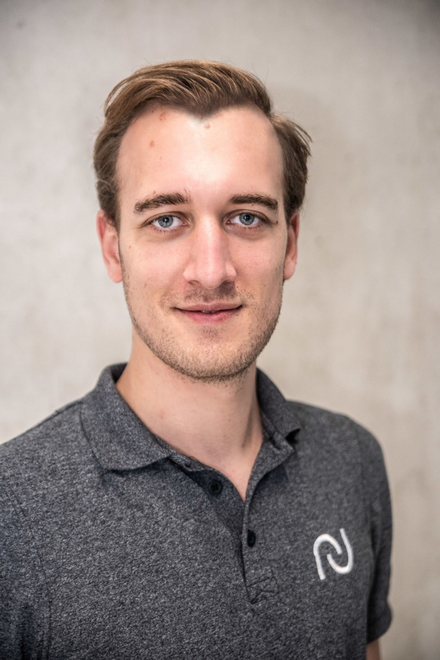 Felix Pörnbacher, Mitgründer und Geschäftsführer von DeepDrive, zuständig für Strategie und Finanzen. Vor der Gründung von DeepDrive war Pörnbacher als Investment Banker bei Rothschild & Co in London tätig. Bildquelle: DeepDrive