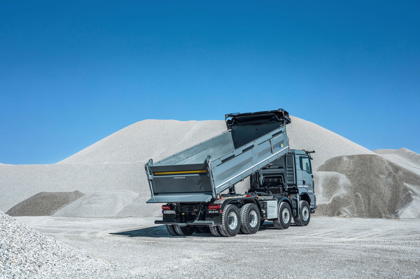 With its three-sided tipper Trigenius, Meiller wants to set the bar for ergonomics, ease of use, and efficiency. Photo: MEILLER
