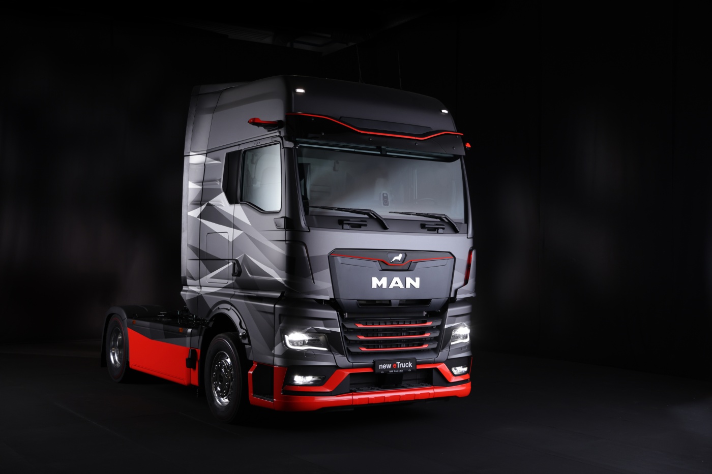 The new eTruck from MAN Truck & Bus as close-to-production prototype of new, high-volume truck. Photo: MAN Truck & Bus