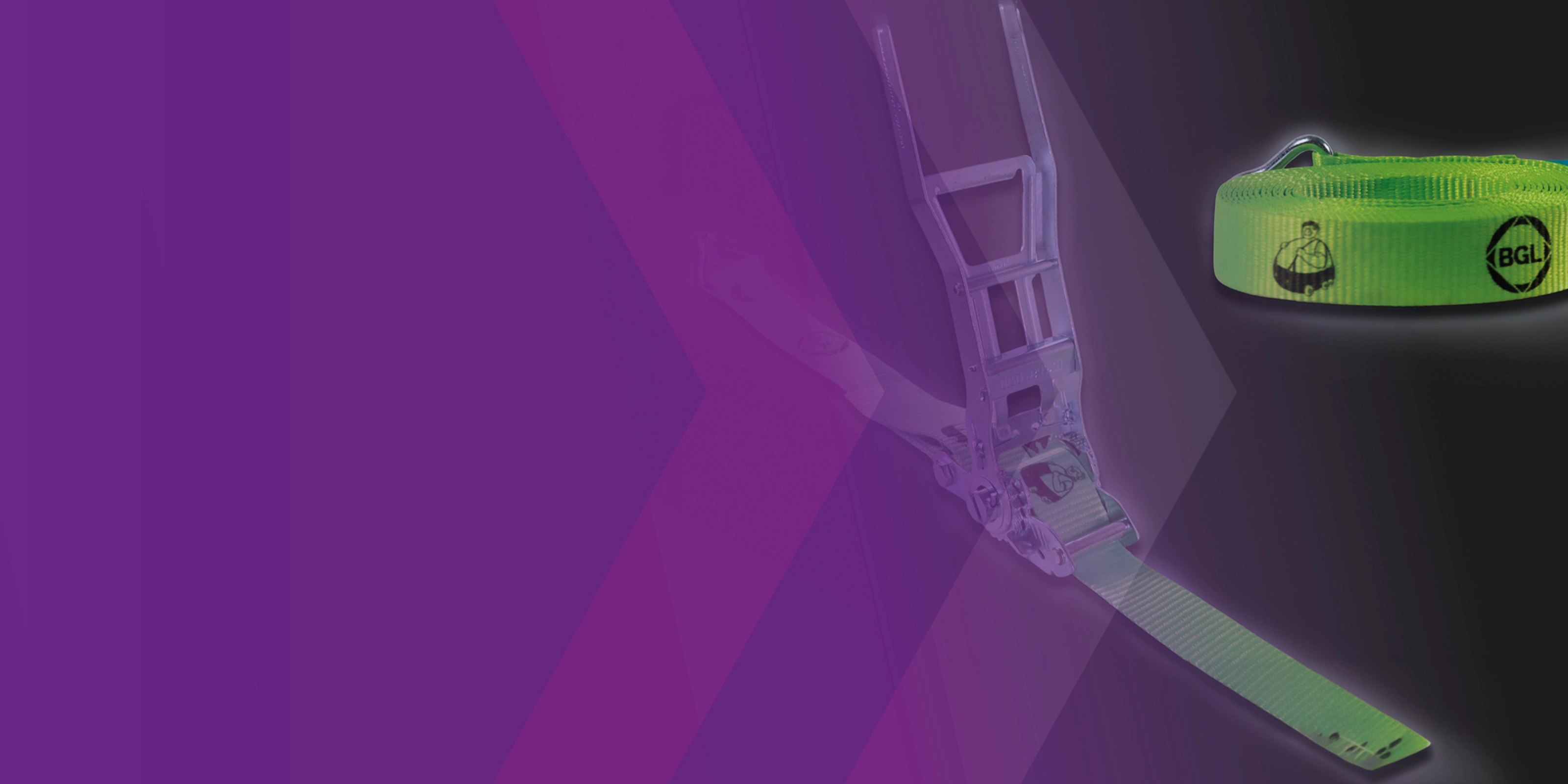 Green lifting sling with BGL logo on a dark background.