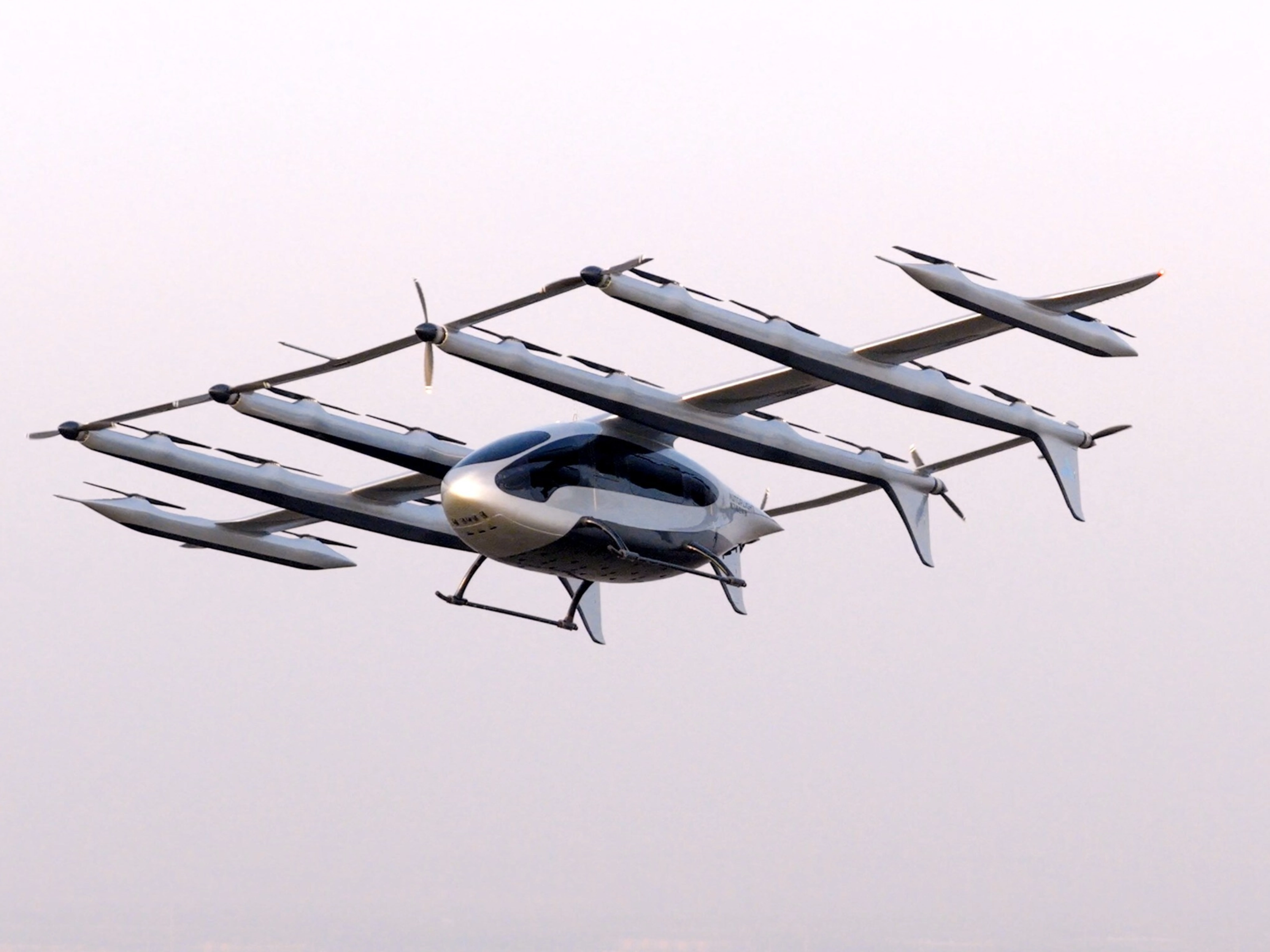 Electric air taxi with multiple roto