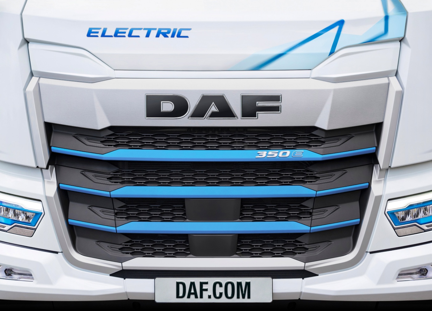 Front view of a DAF electric truck with the DAF logo and grille.